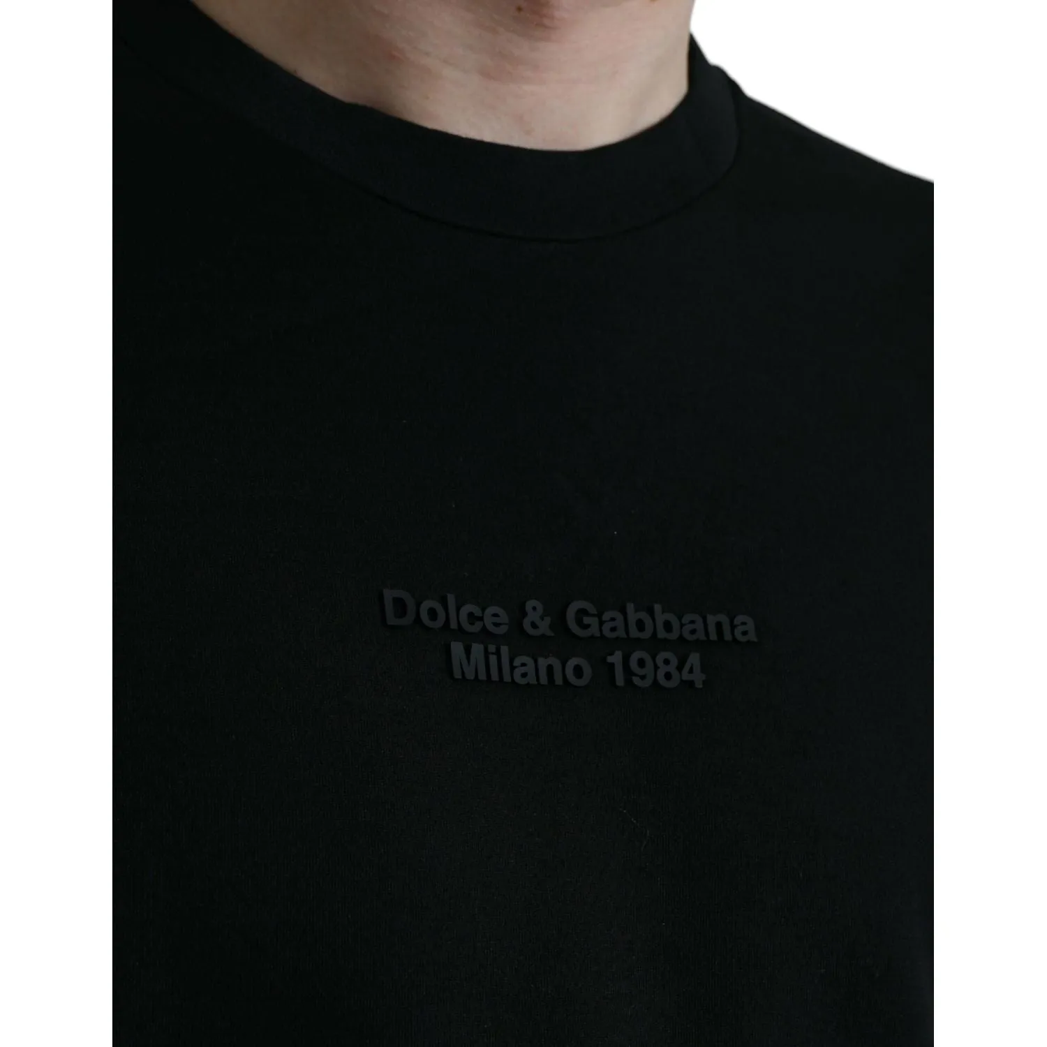 Dolce & Gabbana Elegant Leopard Print Crew Neck Tee